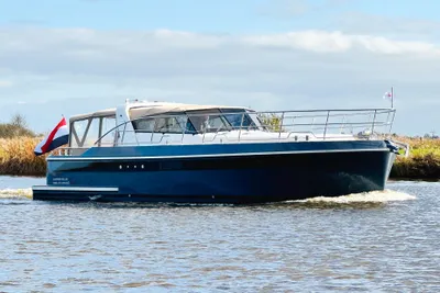 2027 Vri-Jon Contessa 39 Cabrio