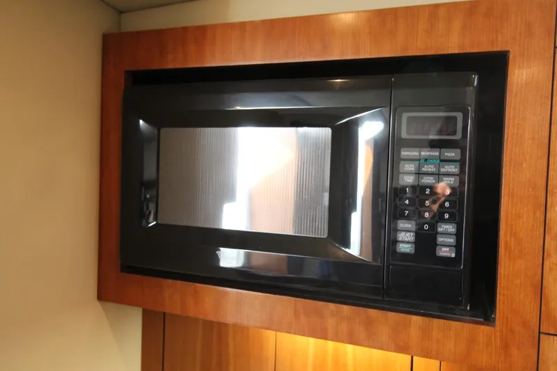 Lazy Susan Yacht Photos Pics 