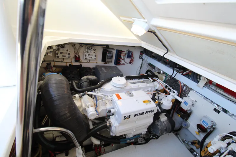 Lazy Susan Yacht Photos Pics 