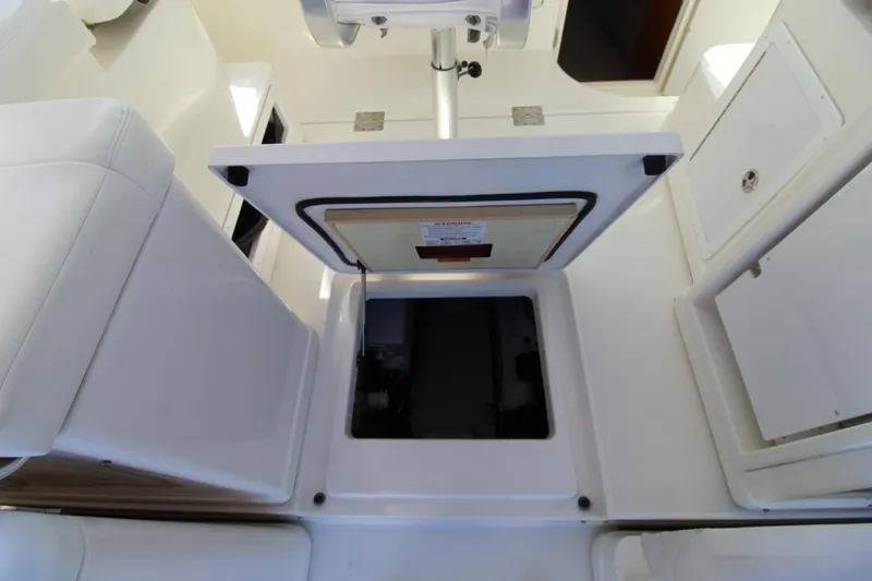 Lazy Susan Yacht Photos Pics 