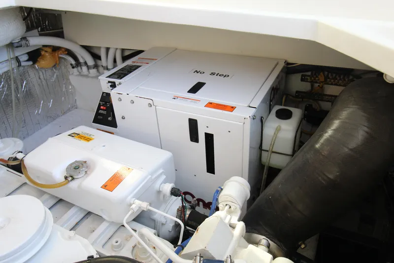 Lazy Susan Yacht Photos Pics 