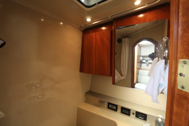 Lazy Susan Yacht Photos Pics 