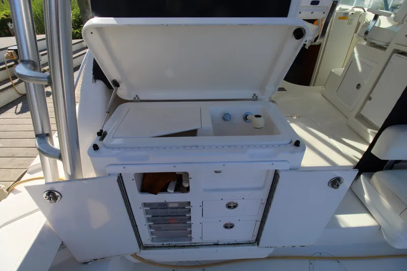 Lazy Susan Yacht Photos Pics 