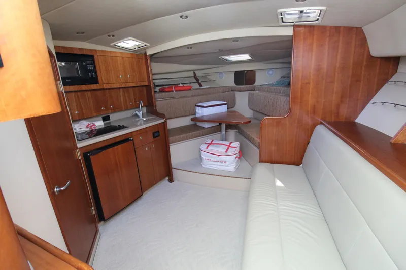 Lazy Susan Yacht Photos Pics 
