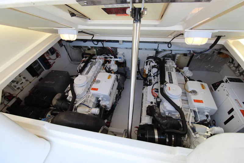 Lazy Susan Yacht Photos Pics 