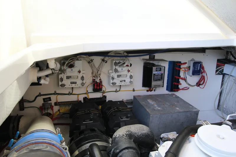 Lazy Susan Yacht Photos Pics 