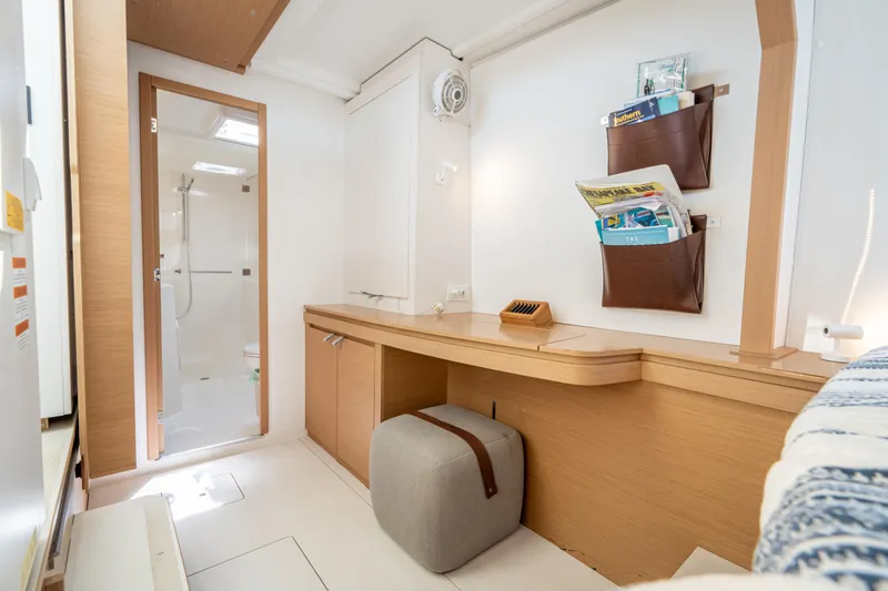 Isa Lei Yacht Photos Pics 