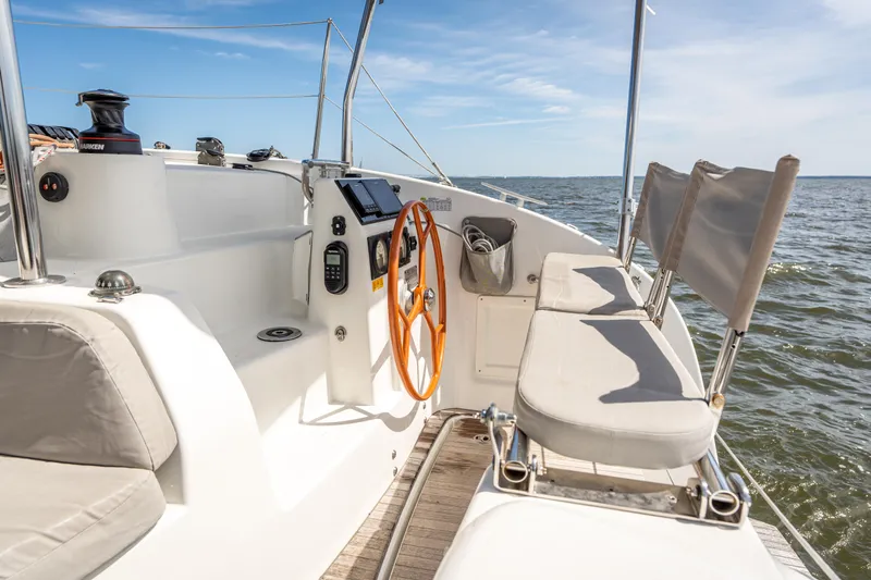 Isa Lei Yacht Photos Pics 