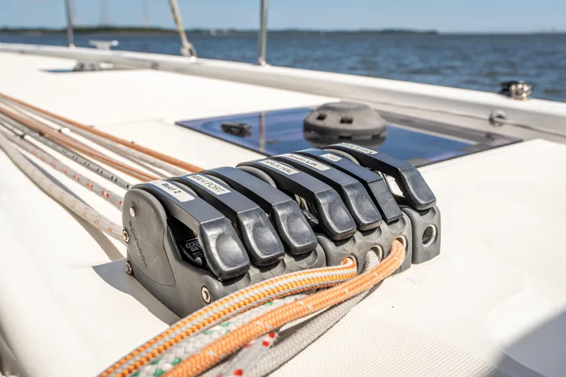 Isa Lei Yacht Photos Pics 