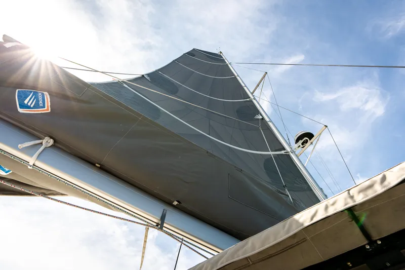 Isa Lei Yacht Photos Pics 