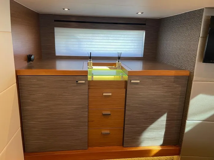 Mi Dia Yacht Photos Pics 