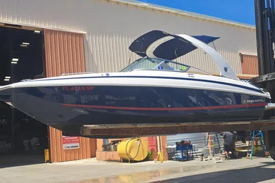 2014 Regal 2700 Bowrider