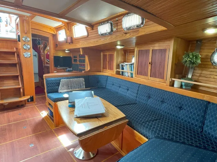 Perfect Love Yacht Photos Pics 