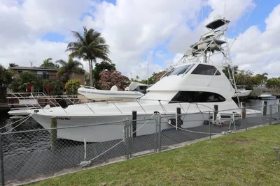Riviera 58 Enclosed Flybridge