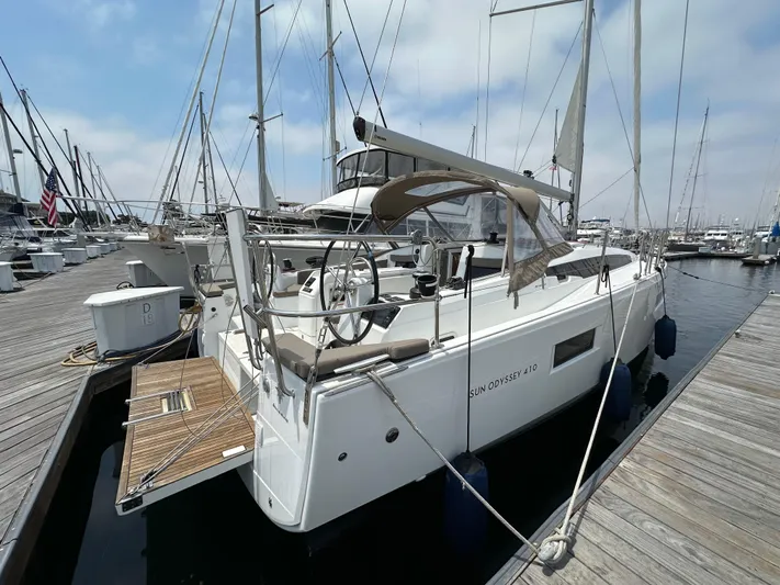 Sweetest Thing Yacht Photos Pics 