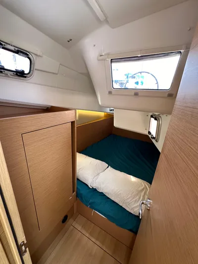 Sweetest Thing Yacht Photos Pics 