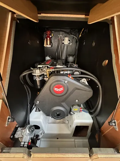 Sweetest Thing Yacht Photos Pics 