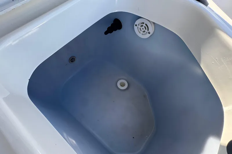  Yacht Photos Pics Livewell compartment on a 2011 Hydra-Sports 3000 VX boat.