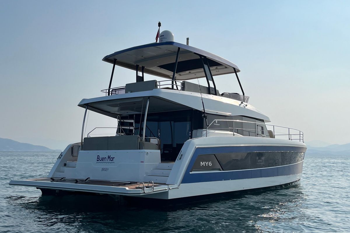 2022 Fountaine Pajot 44 