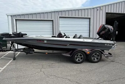 Bass Cat Pantera Classic