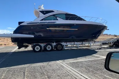 Cruisers Yachts 54 Cantius
