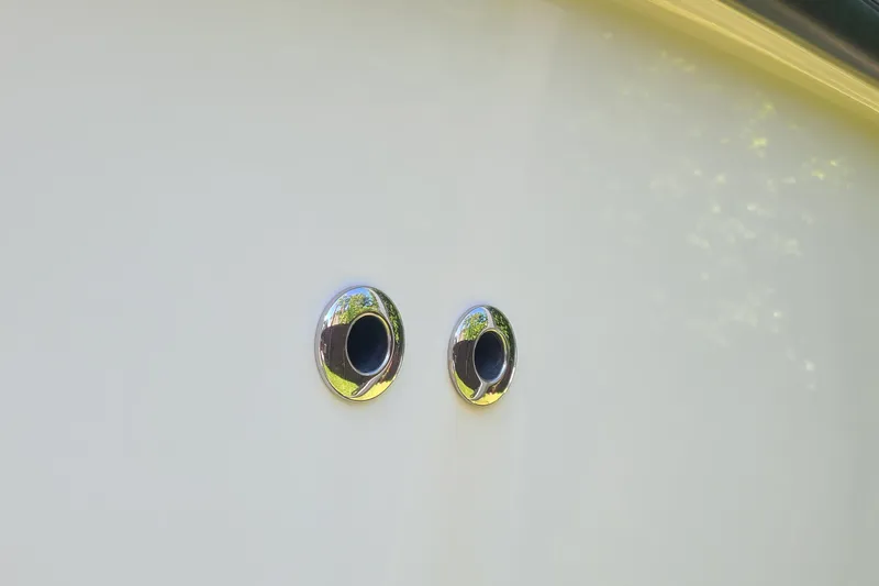 The Snapper Slapper Yacht Photos Pics Close-up of 2014 Boston Whaler 315 Conquest Pilothouse boat hull details.