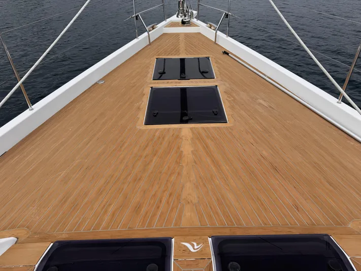 Red's Goose Yacht Photos Pics 