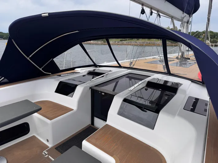 Red's Goose Yacht Photos Pics 