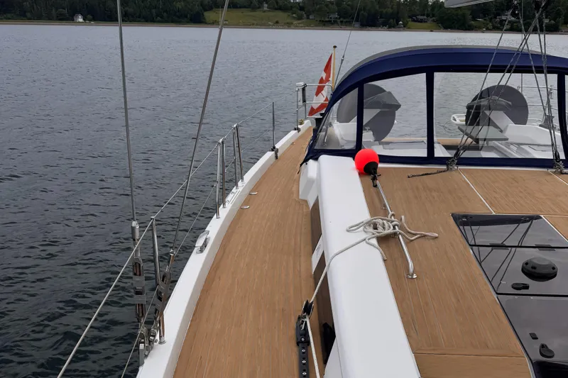 Red's Goose Yacht Photos Pics 