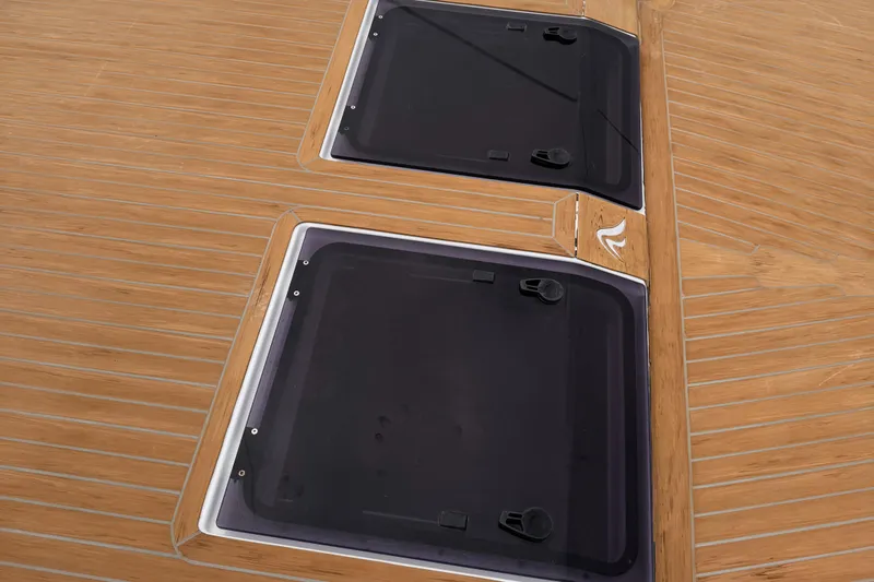 Red's Goose Yacht Photos Pics 