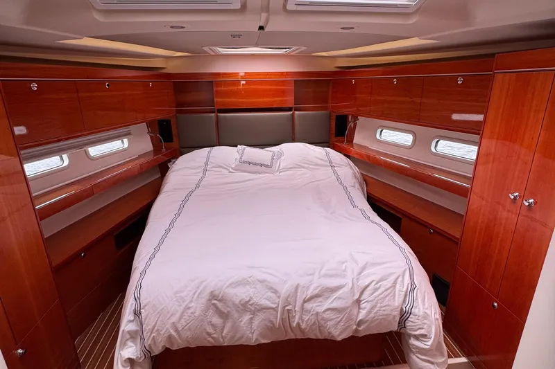 Red's Goose Yacht Photos Pics 