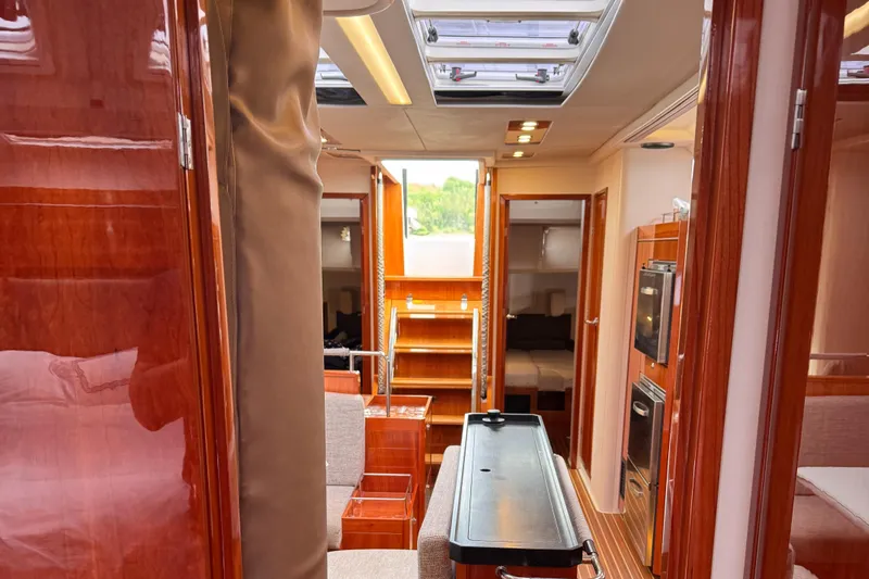 Red's Goose Yacht Photos Pics 