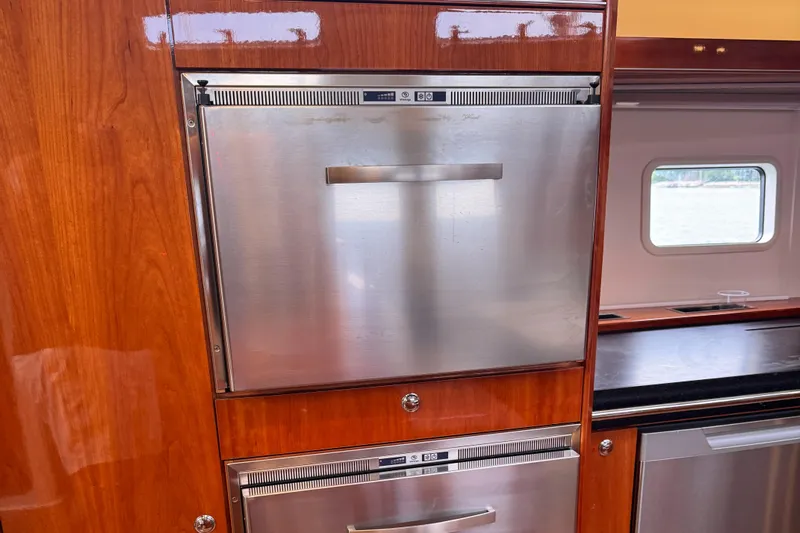 Red's Goose Yacht Photos Pics 