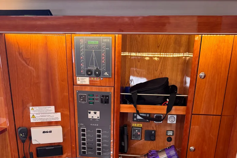 Red's Goose Yacht Photos Pics 