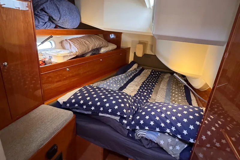 Red's Goose Yacht Photos Pics 