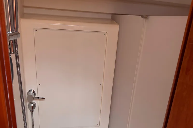 Red's Goose Yacht Photos Pics 