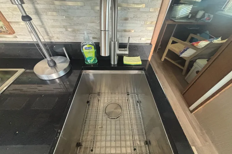 Miss Magnolia Yacht Photos Pics Galley Sink