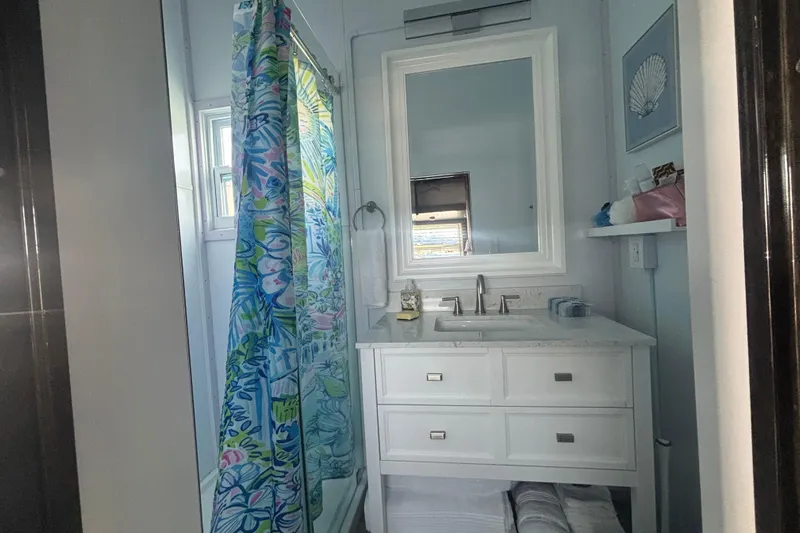 Miss Magnolia Yacht Photos Pics Head