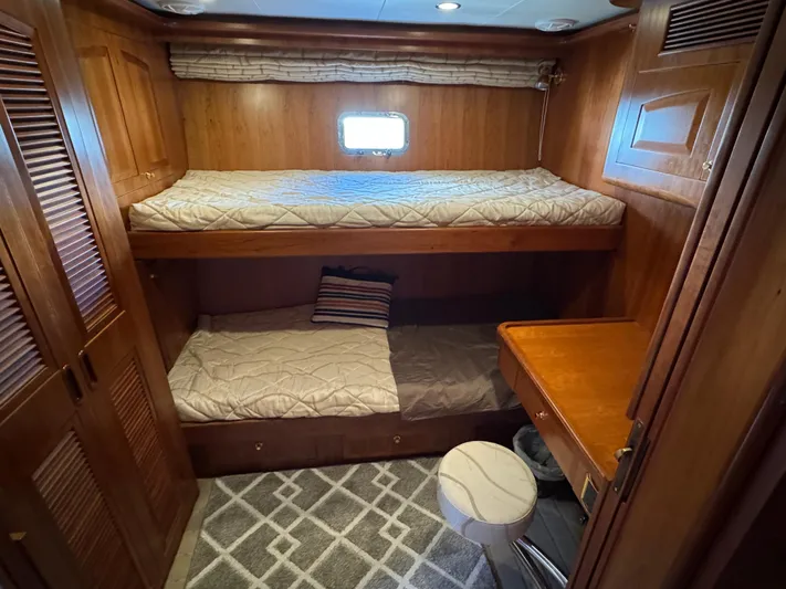 Mariner Yacht Photos Pics 