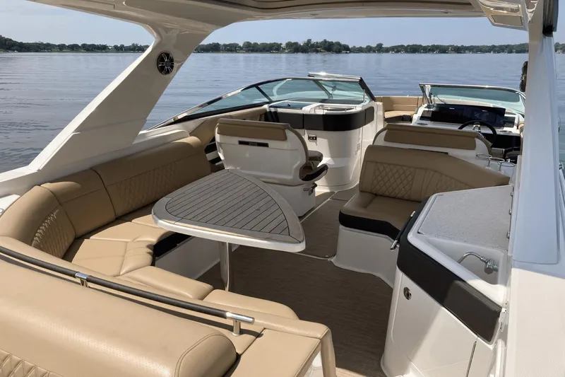 2019 Sea Ray 310 Slx Yacht Photos Pics 