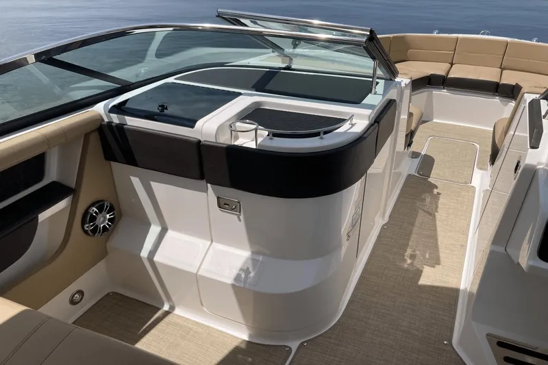 2019 Sea Ray 310 Slx Yacht Photos Pics 