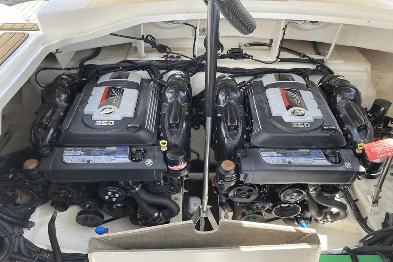 2019 Sea Ray 310 Slx Yacht Photos Pics 