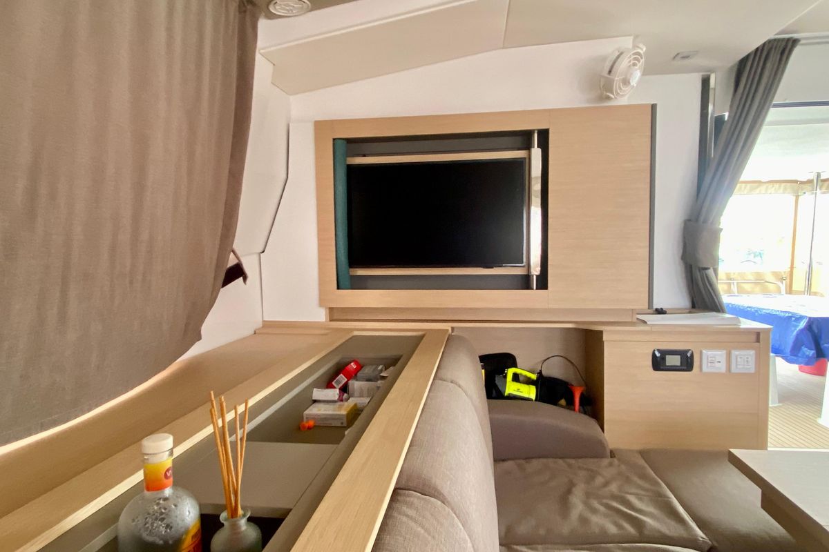 2024 Fountaine Pajot 50 