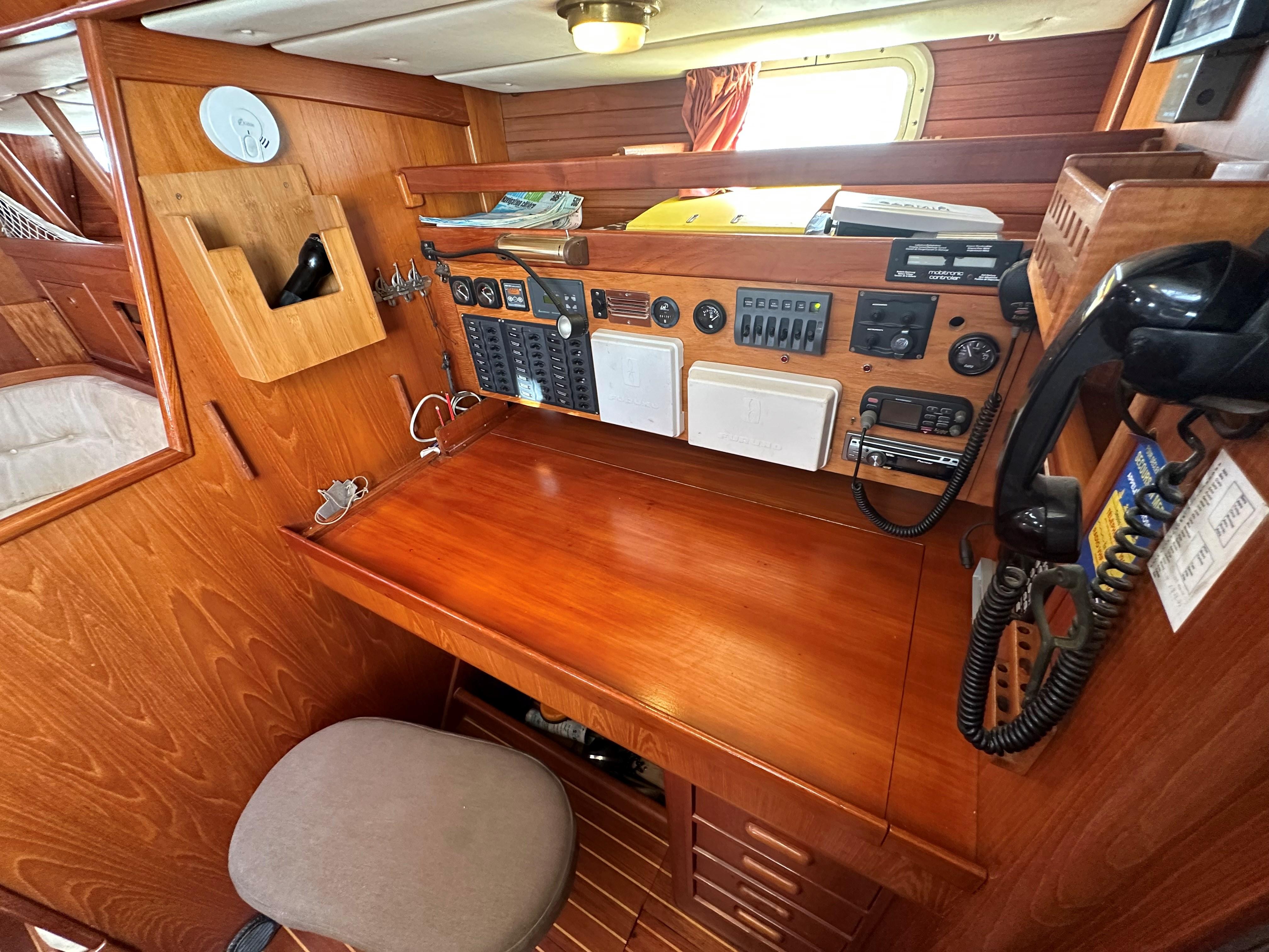 1990 Contest Contest 43 Cruiser for sale - YachtWorld