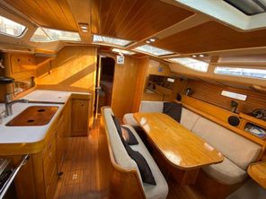 Beneteau Oceanis 430