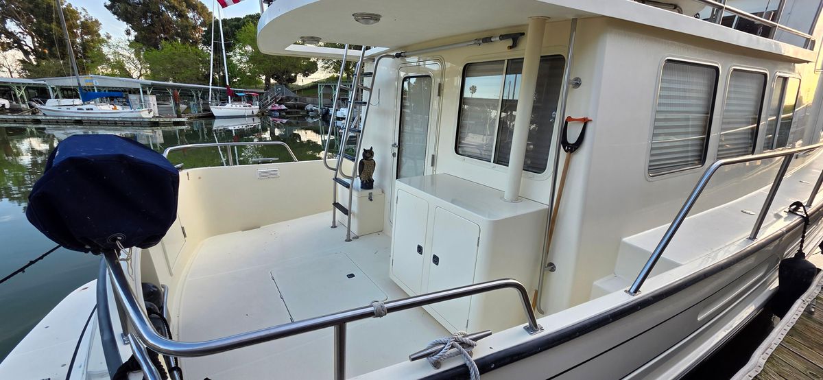 2003 Nordic Tug 42 
