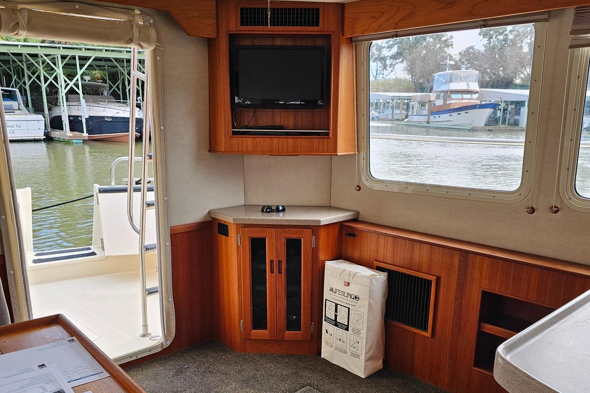2003 Nordic Tug 42 