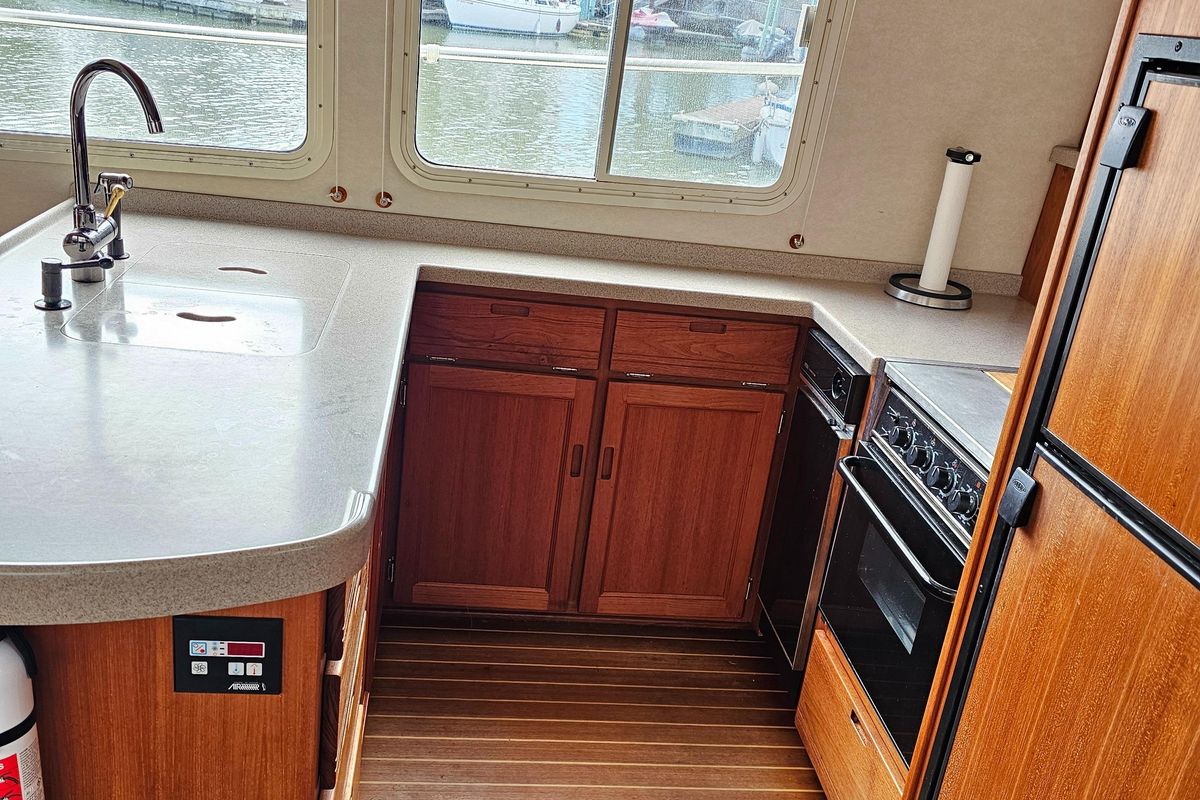 2003 Nordic Tug 42 