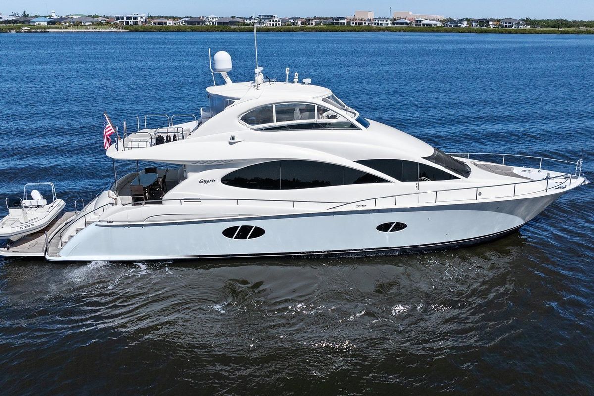 2005 Lazzara 68 