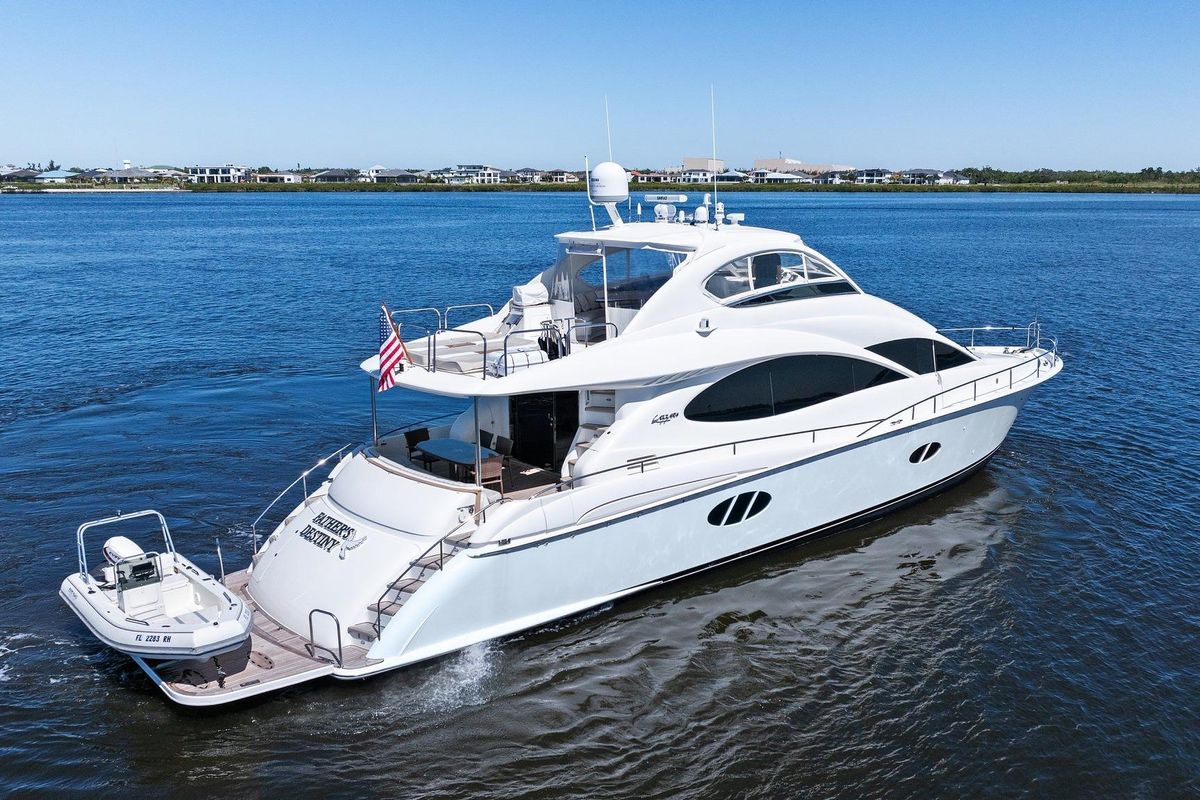 2005 Lazzara 68 